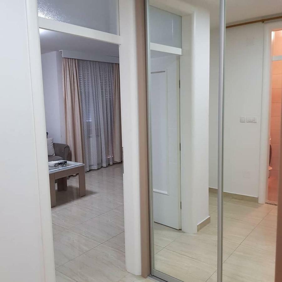 Апартаменти Apartman Kristina,Istocno Sarajevo,Vojvode Radomira Putnika 49D Екстер'єр фото